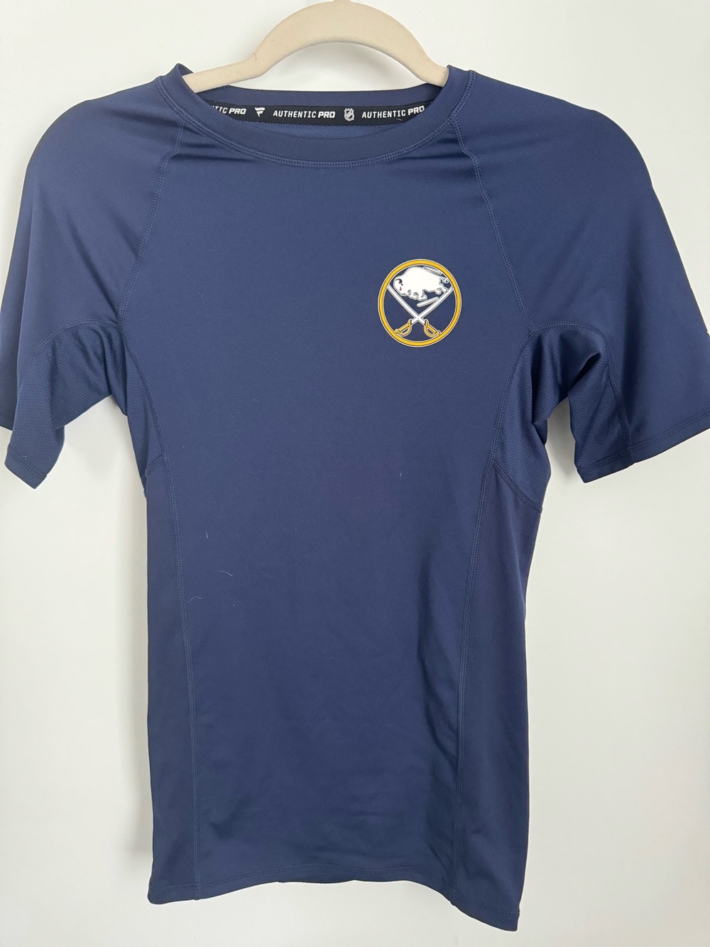 Fanatics x NHL x Buffalo Sabres Athletic Tee Size S/CH
